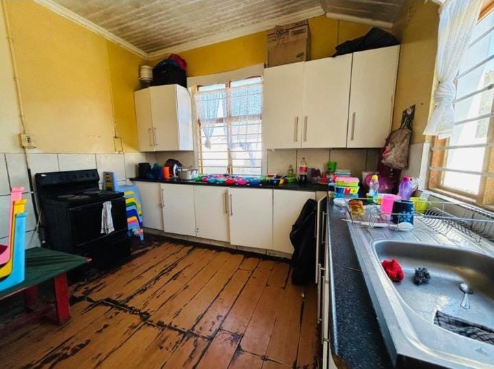 6 Bedroom Property for Sale in West Bank Eastern Cape